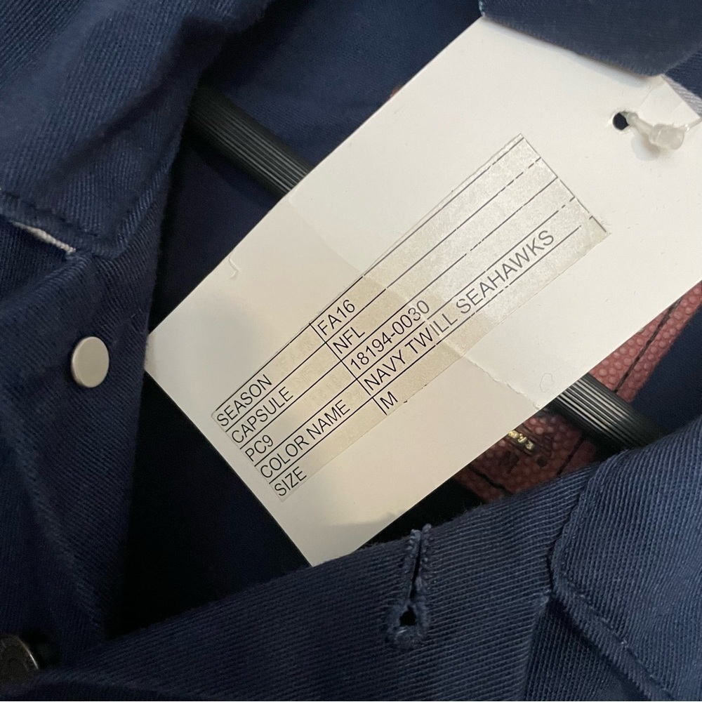 RARE NFL Seattle Seahawks levis prototype sample twill trucker jacket M navy - Picture 8 of 13